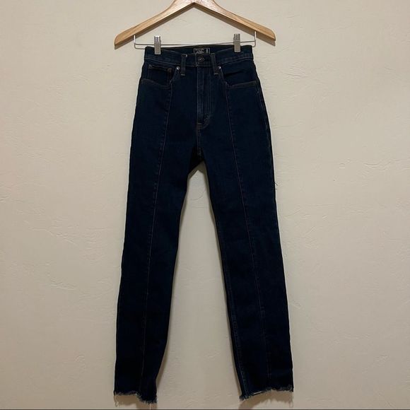 Abercrombie & Fitch Pants - Abercrombie and Fitch Dark Wash Jeans Size 00 or 24